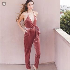 Velvet pink jumper, super cute and only worn once!